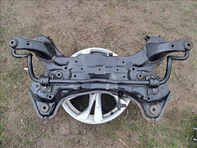 Kia Carens (RP) bölcső 