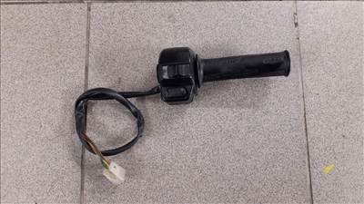 Aprilia Scarabeo ditech kormány kapcsoló jobb 