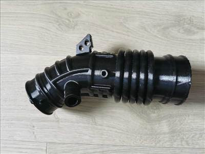 Nissan Primera P11 1.8 levegő cső 16578-9F600 165786j000