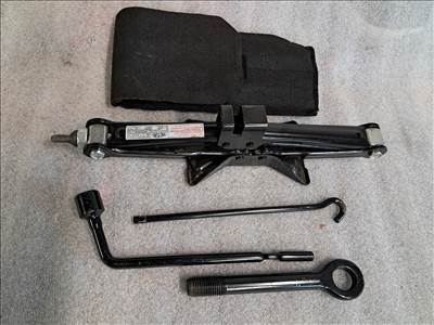 Hyundai ix35 emelő készlet 