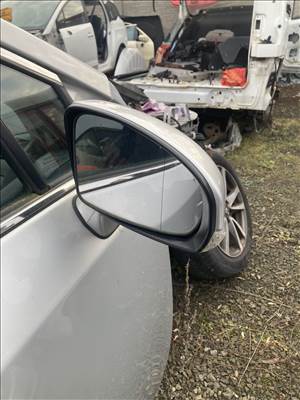 Toyota Avensis T27 jobb visszapillantó tükör