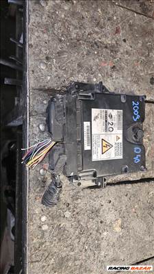 Nissan Navara (D40) motorvezérlő  237104x03e