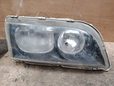 Volvo V40 Jobb Fényszóró *141061*