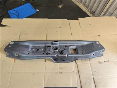 OPEL ASTRA H Homlokfal (Üres lemez)