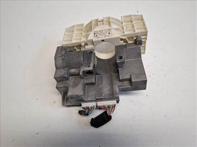 Mazda 3 (BM) kormányzár