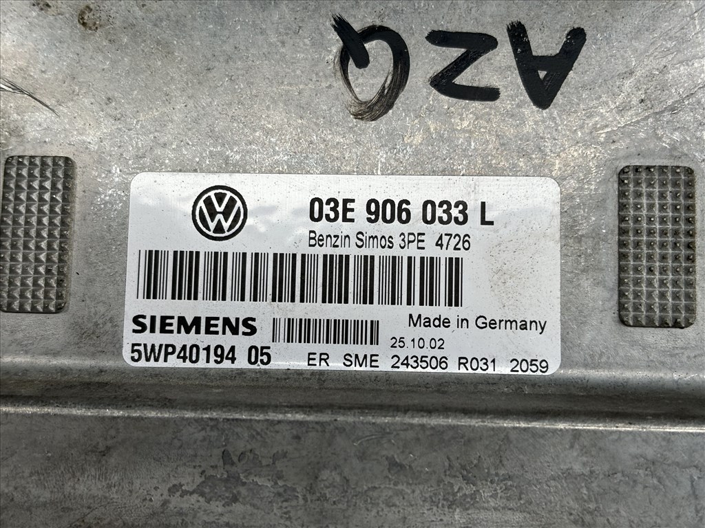 Volkswagen Polo IV motorvezérlő  03e906033l 2. kép