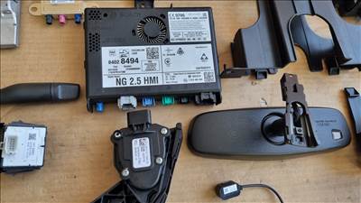Opel Astra K 2.5 NG HMI Modul 84028494