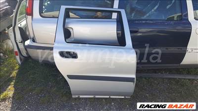 Volvo 8650812 V70 XC70 jobb hátsó üres ajtó