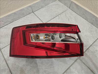 Skoda Superb III SKODA SUPERB III (3V5) Bal Hátsó Lámpa 3v945207