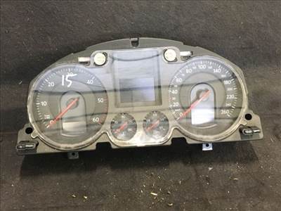 Volkswagen Passat B6 kilométer óra  a2c53145550