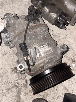 Renault Megane IV, klímakompresszor 926003123R 