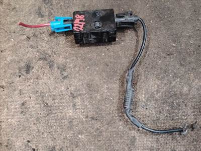 BMW 7-es sorozat G11/G12 Antenna Erősítő *141235* bmw-932572402