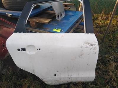 Suzuki Baleno II  jobb hátsó ajtó