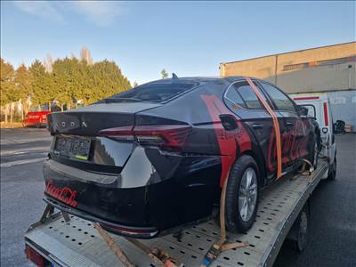 Skoda Octavia IV bontott alkatrészei