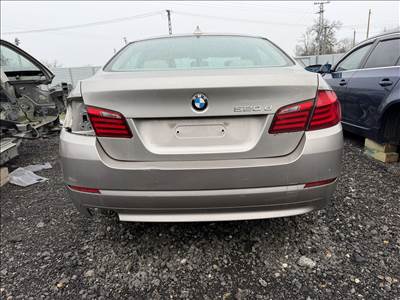 BMW F10 csomagtér ajtó.