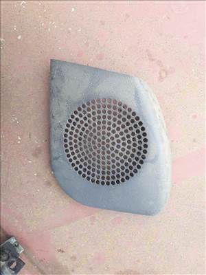 Mercedes A-osztály W168 168 727 01 88 számú ajtóhangszóró rács  1687270188