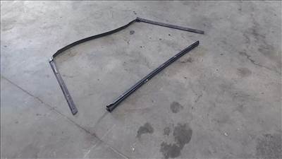 KIA Cee’d Ceed 12- Jobb hátsó ajtó üveg külső gumikéder tömités 0344