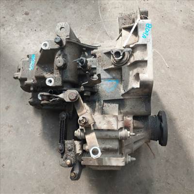 VOLKSWAGEN bora sebességváltó. benzines manuális