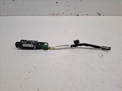 Peugeot 308 (P5) antennaerősítő (antenna erősítő) 9833137780