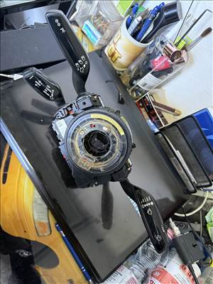 Audi A8 kormánykapcsoló 4h0953502a