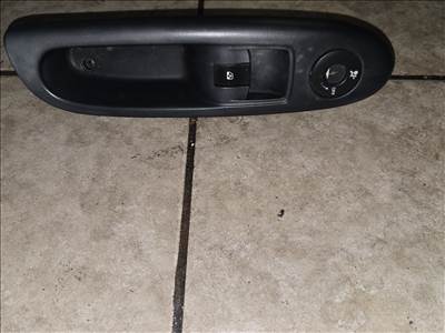 Renault Clio II 1.5 dCi ablakemelő kapcsoló 