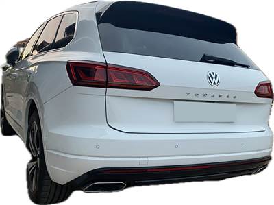 Volkswagen Touareg III bontott alkatrészei