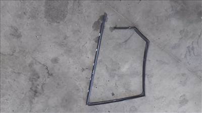 KIA Cee’d Ceed 12- Jobb hátsó ajtó üveg külső gumikéder tömités 0345