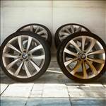  5x120 lyukosztású 19" újszerű alufelni, rajta 255/35 újszerű Uniroyal nyári gumi gumi 