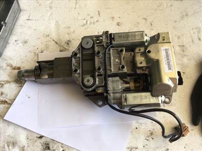 Audi A8 (D3 - 4E) kormányoszlop 