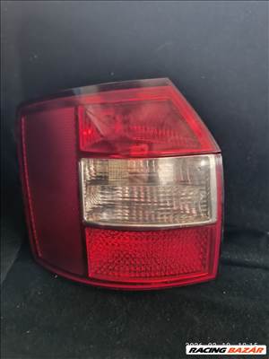 Audi A4 B6 Avant hátsó lámpa  283701