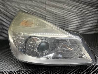 Renault Espace IV fényszóró Xenon Jobb 8200394707
