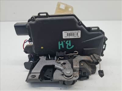 Volkswagen Bora, Volkswagen Golf IV bal hátsó ajtózár (30900) 3b4839015al