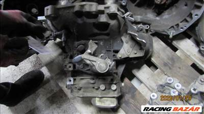 Suzuki Ignis II 1.3D F17W355 sebességváltó 