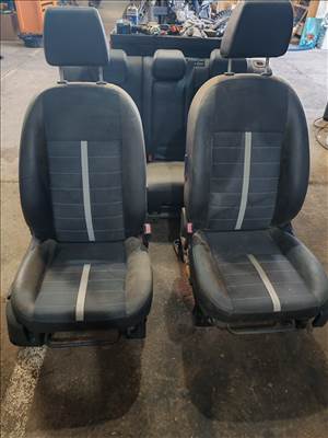 Ford Kuga Mk1 ülés garnitura