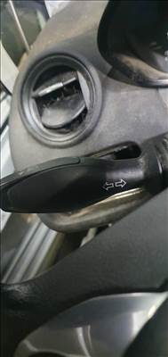 Ford Fiesta mk6 facelift kormány kapcsoló 