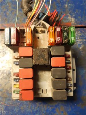 Fiat Ducato III 06-14 Biztosítéktábla / Relé Tábla