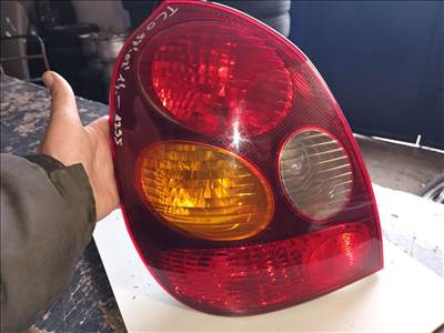 Toyota Corolla (E110) Bal hátsó lámpa  koito12439