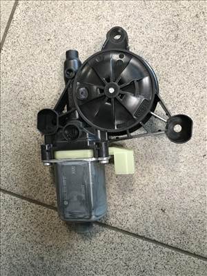 Volkswagen Tiguan II bal hátsó ablakemelő motor 5q0959801c