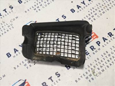 BMW E81 E87 E82 E88 E90 E91 E92 E93 E84 X1 bal első levélrács lefolyó rács