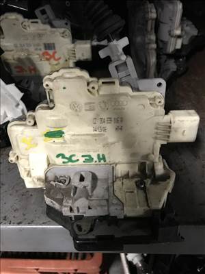 Volkswagen Passat B6 VARIANT - jobb hátsó zár