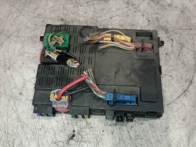 Citroën Xsara Picasso Biztosítéktábla Utastér *150918* 9642409480