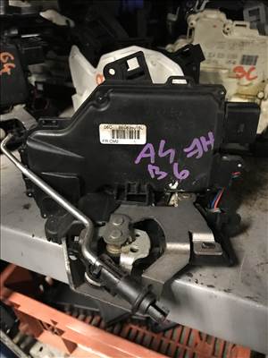 Audi A4 (B6/B7) jobb hátsó ajtózár 8e0839016c