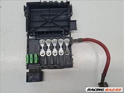 Volkswagen Bora biztosítéktábla 1J0 937 550 AF (29629)