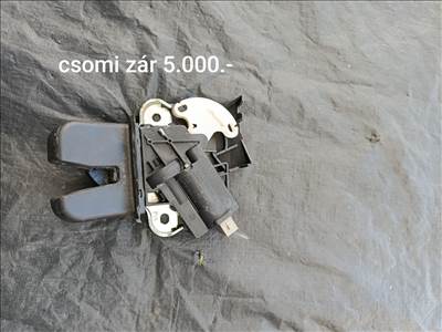 Audi A8 D3 4E csomagtér zár 