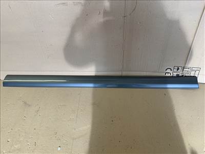 Mercedes W639 bal tolóajtó díszléc, színre fújt a6396901262kz-006