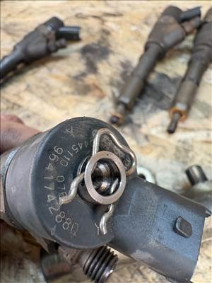 Citroën C4 I, Citroën Jumpy I 2.0 hdi RHY bosch porlasztó 