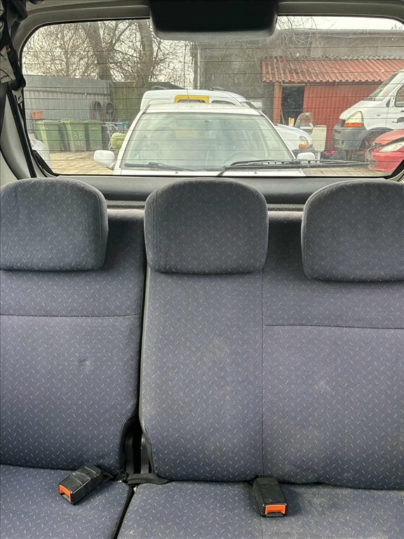 Suzuki Wagon R+ bontott alkatrészei 4. kép