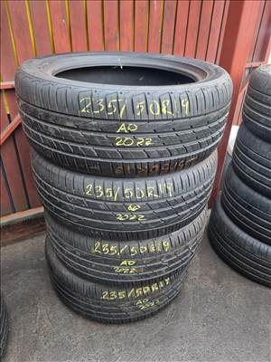  235/5019" újszerű Hankook K117A nyári gumi 4db 