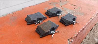 VW GOLF 5 Audi A3 Skoda OCTAVIA Seat LEON Hátsó fékbetét fék betét 056