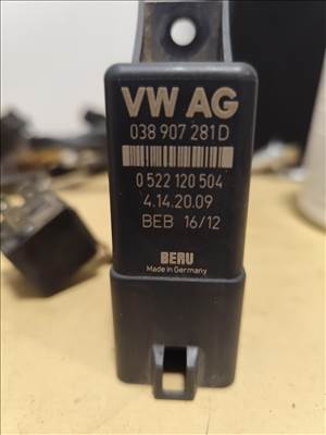 Volkswagen Amarok Izzítórelé  038907281d